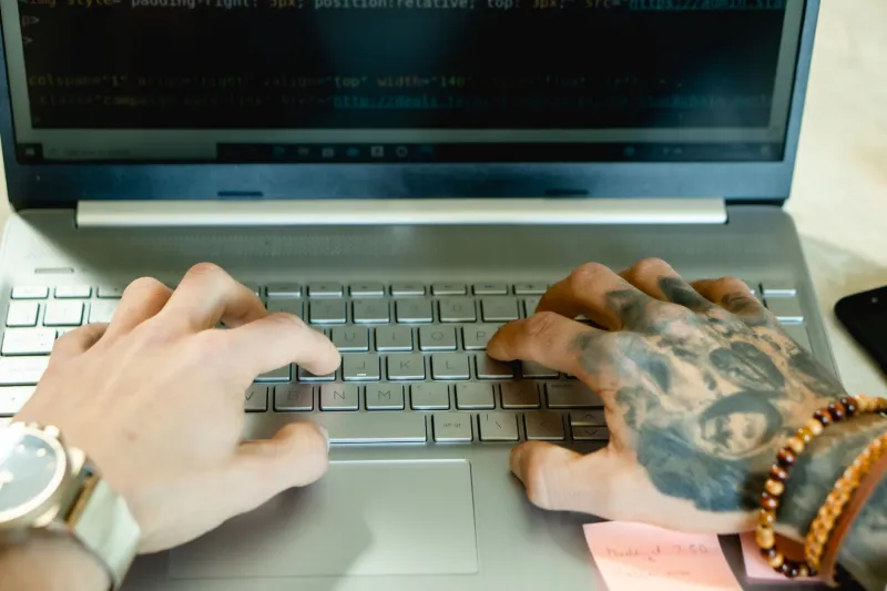 Free Backlink Submitters and the Bulk Outreach Illusion Developers Need to Stop Chasing